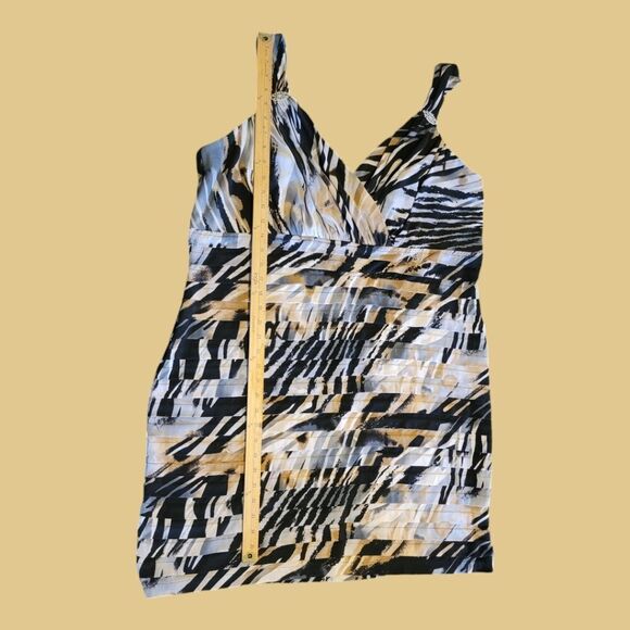 Gorgeous Animal Print Designer Fitted Dress Women's Plus Size 22 - Picture 5 of 15